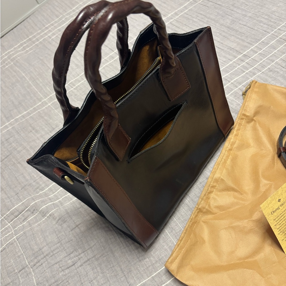 Patricia Nash Brown and Black societies bag with Black Strap - Picture 3 of 7